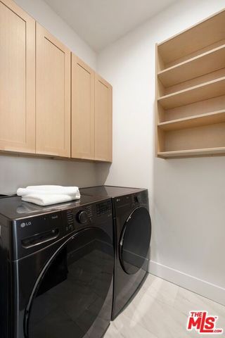 647 N Stanley Avenue, Los Angeles, CA 90036