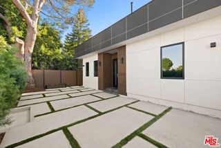 647 N Stanley Avenue, Los Angeles, CA 90036