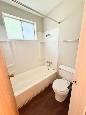 308 N 34th ST E 101, Austin, TX 78705