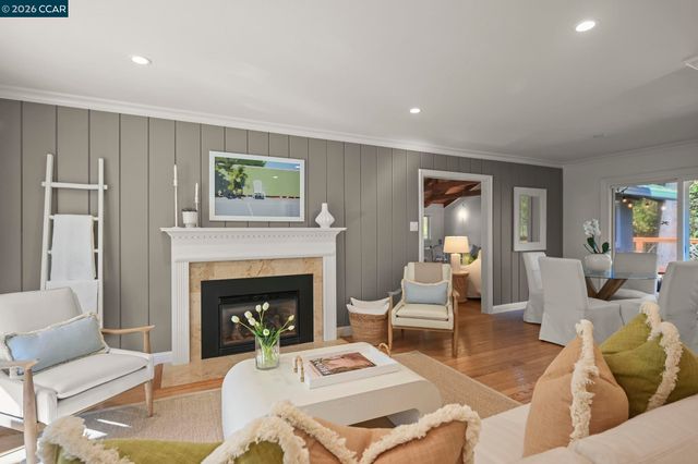 3326 Walnut Lane, Lafayette, CA 94549