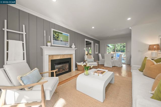 3326 Walnut Lane, Lafayette, CA 94549