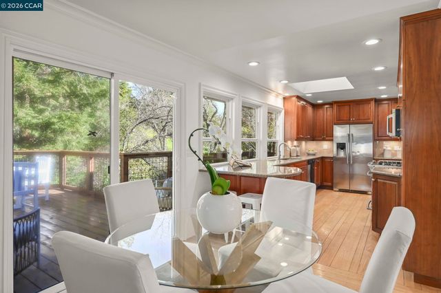 3326 Walnut Lane, Lafayette, CA 94549