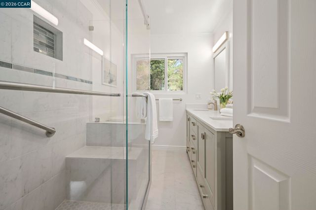 3326 Walnut Lane, Lafayette, CA 94549