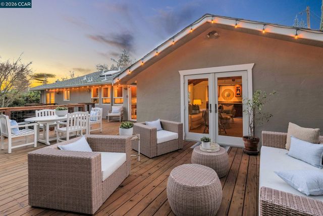 3326 Walnut Lane, Lafayette, CA 94549