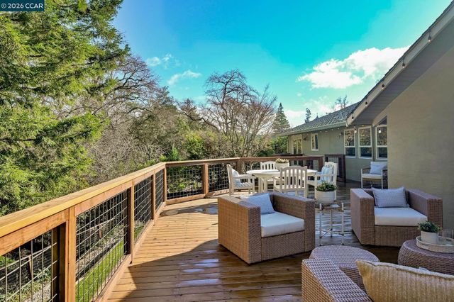 3326 Walnut Lane, Lafayette, CA 94549