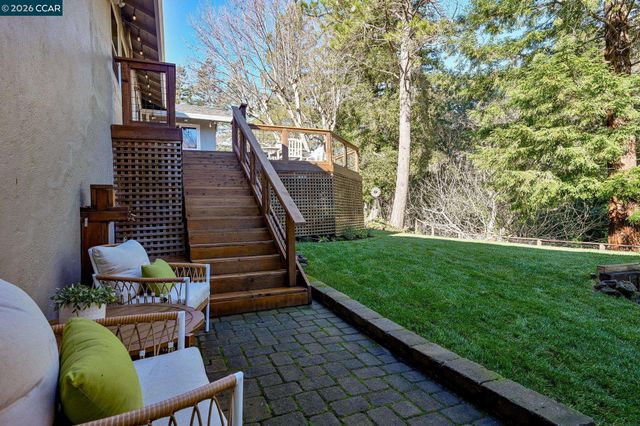 3326 Walnut Lane, Lafayette, CA 94549