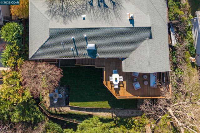 3326 Walnut Lane, Lafayette, CA 94549