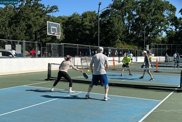 3326 Walnut Lane, Lafayette, CA 94549