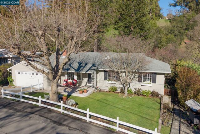 3326 Walnut Lane, Lafayette, CA 94549