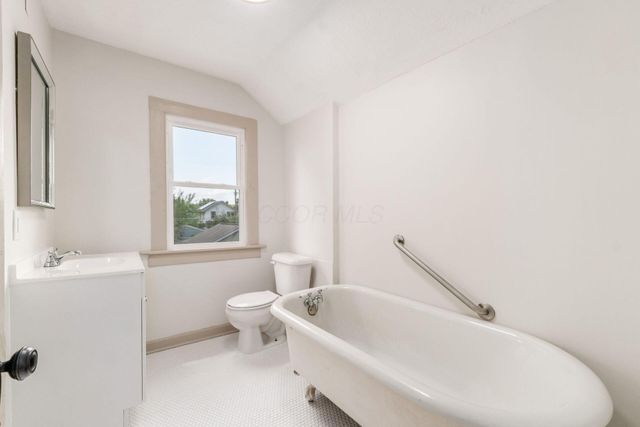 163 E Hinman Avenue, Columbus, OH 43207