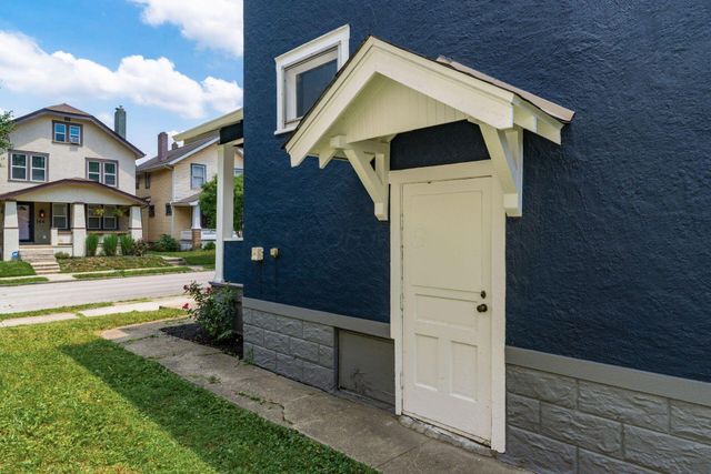 163 E Hinman Avenue, Columbus, OH 43207