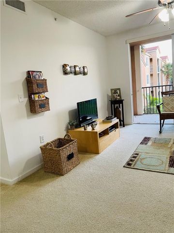 8020 N NOB HILL Road 206, Tamarac, FL 33321
