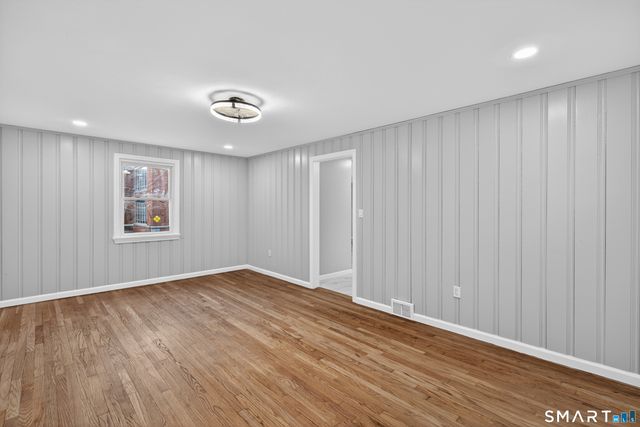 46 North Cliff Street, Ansonia, CT 06401