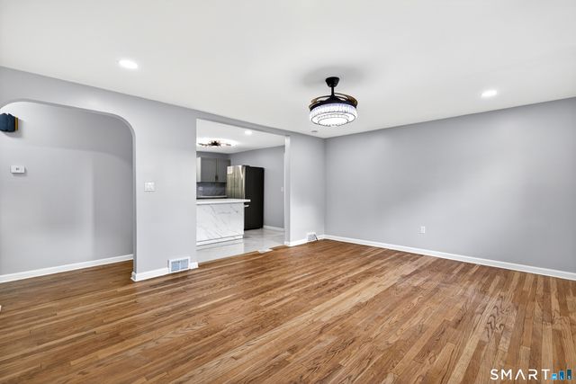 46 North Cliff Street, Ansonia, CT 06401