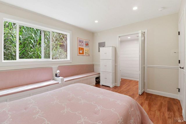 54 Manzanita Ave, Novato, CA 94945