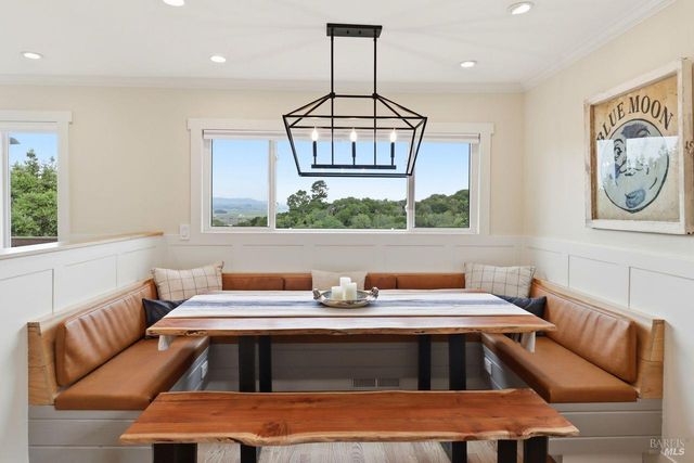 54 Manzanita Ave, Novato, CA 94945