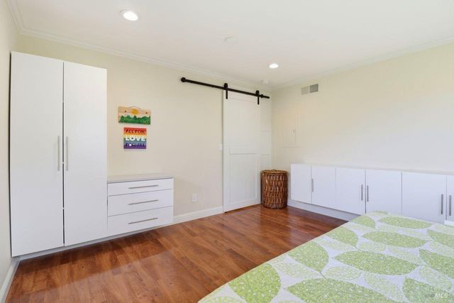 54 Manzanita Ave, Novato, CA 94945