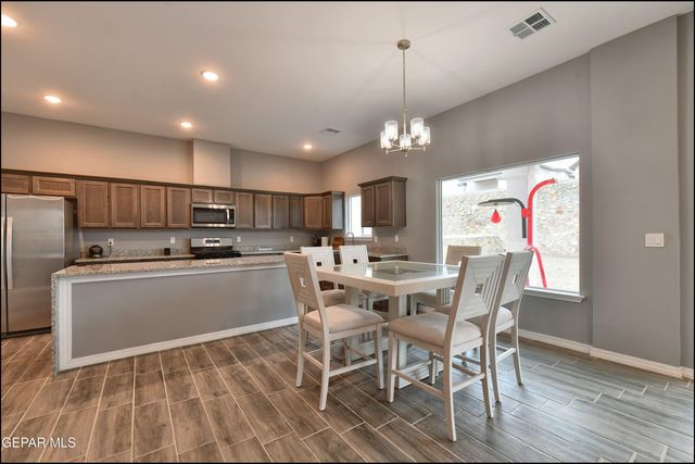 8408 PHIL Place, Vinton, TX 79821