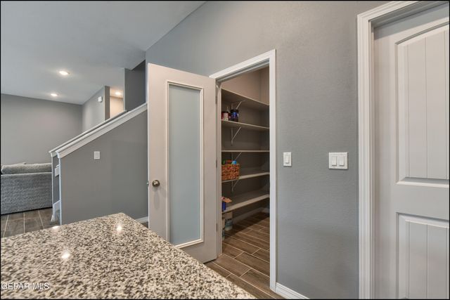 8408 PHIL Place, Vinton, TX 79821