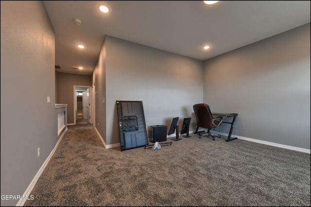 8408 PHIL Place, Vinton, TX 79821