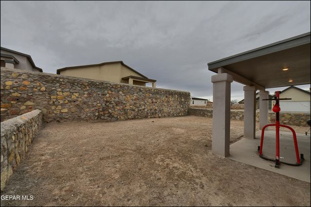 8408 PHIL Place, Vinton, TX 79821