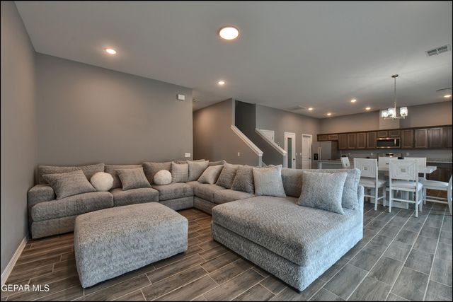 8408 PHIL Place, Vinton, TX 79821