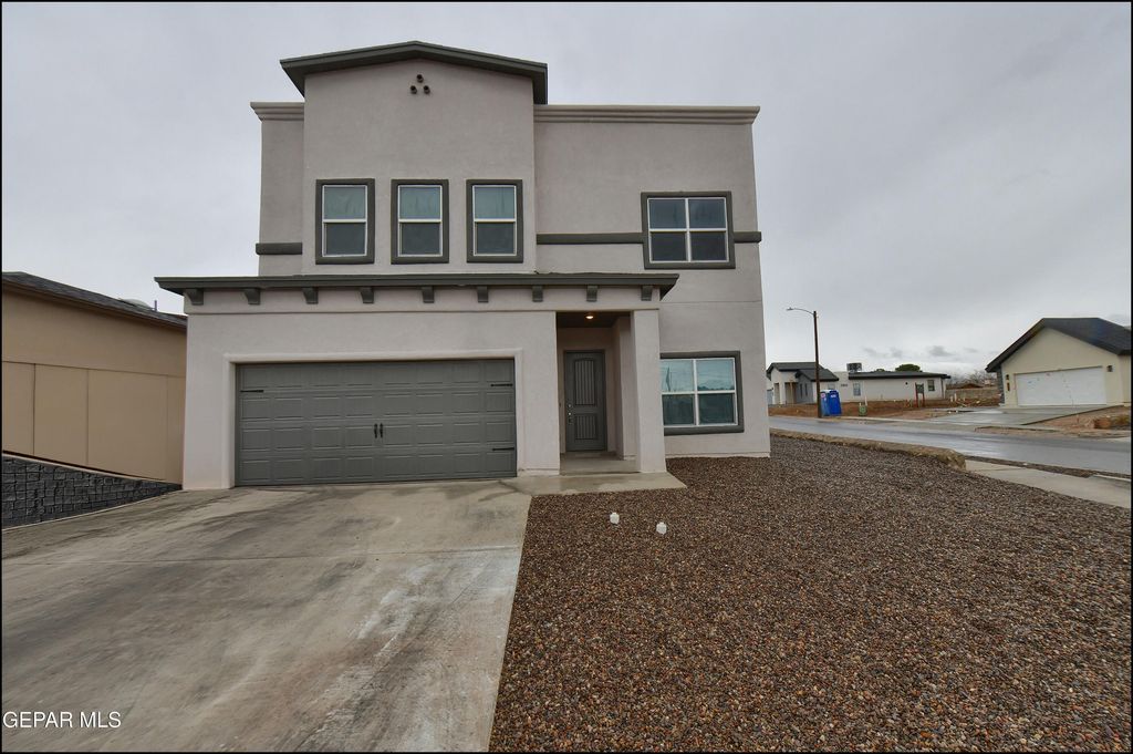 8408 PHIL Place, Vinton, TX 79821