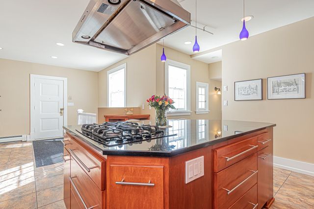 1119 Broadway N, Fargo, ND 58102