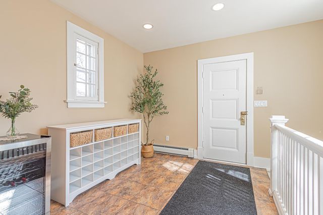 1119 Broadway N, Fargo, ND 58102