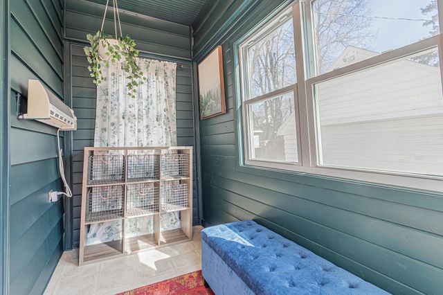 1119 Broadway N, Fargo, ND 58102