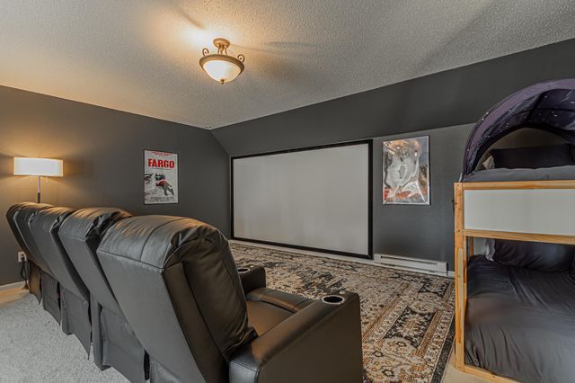 1119 Broadway N, Fargo, ND 58102