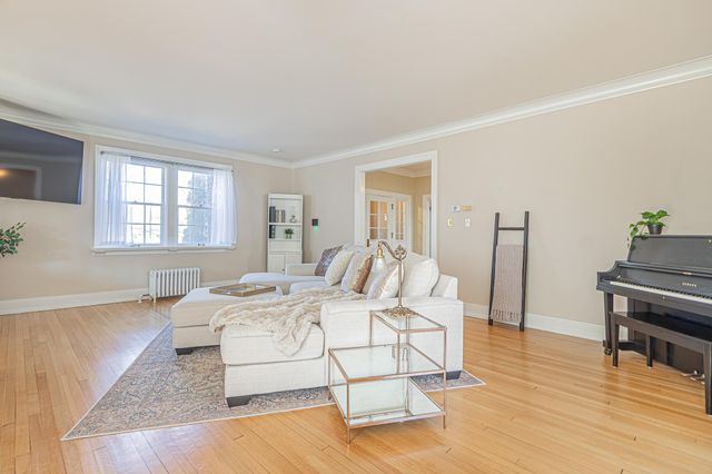 1119 Broadway N, Fargo, ND 58102