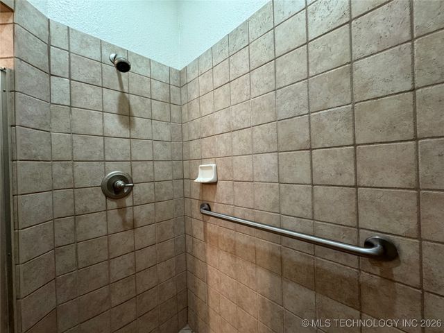 3201 Greenbriar, Durant, OK 74701