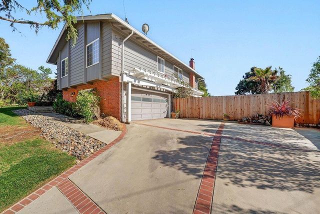 121 Greenbrier Drive, Aptos, CA 95003