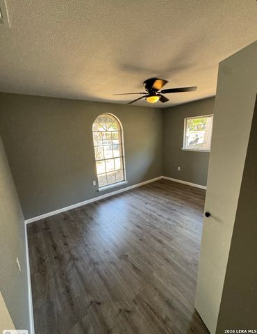 4302 shallow water, San Antonio, TX 78233