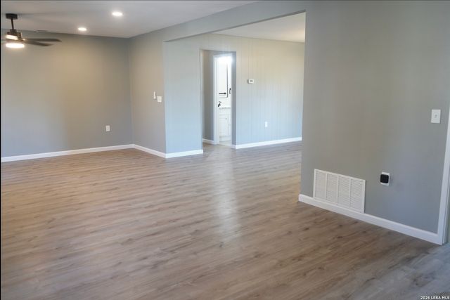 4302 shallow water, San Antonio, TX 78233