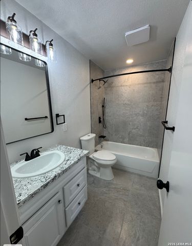 4302 shallow water, San Antonio, TX 78233