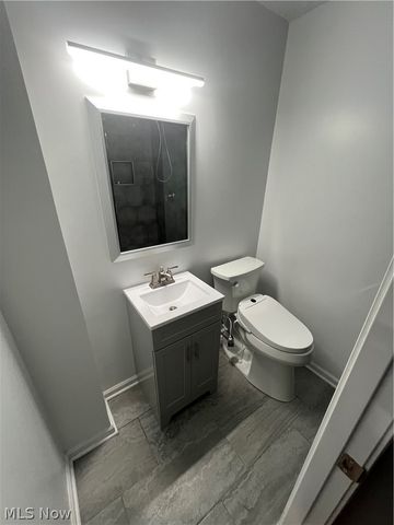 851 Wellmon Street, Bedford, OH 44146