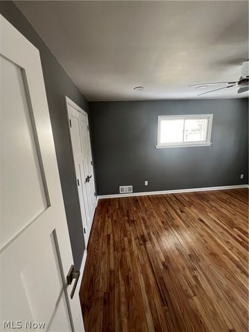 851 Wellmon Street, Bedford, OH 44146