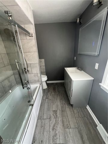 851 Wellmon Street, Bedford, OH 44146