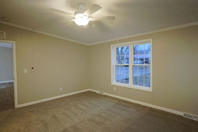 2114 Cedar Ave Avenue, Salem, IL 62881