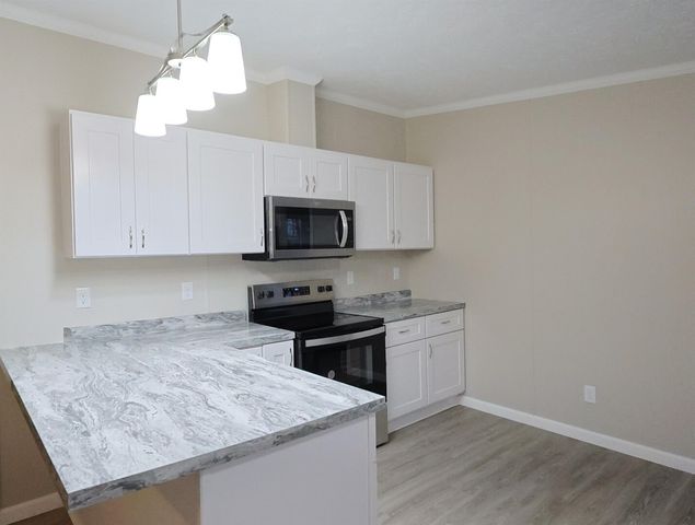 2114 Cedar Ave Avenue, Salem, IL 62881