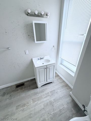 3216 Riverside Avenue, Cleveland, OH 44109