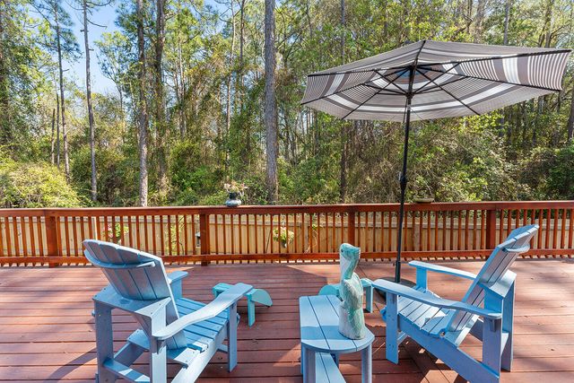 6 Davis Court, Shalimar, FL 32579