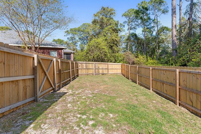 6 Davis Court, Shalimar, FL 32579