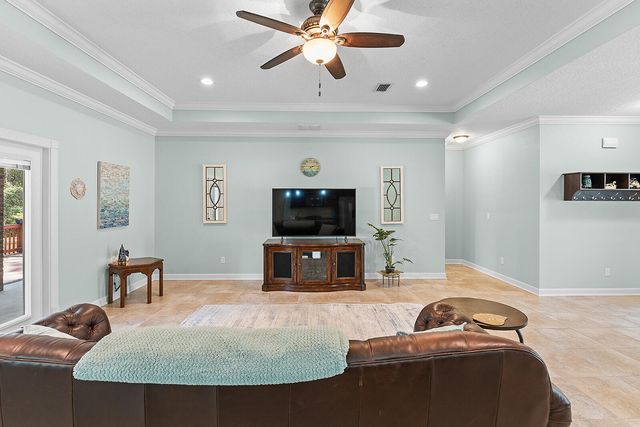 6 Davis Court, Shalimar, FL 32579