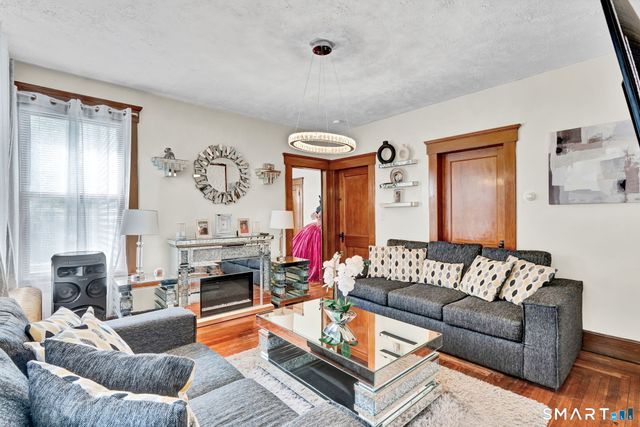 253 Chatham Street, New Haven, CT 06513