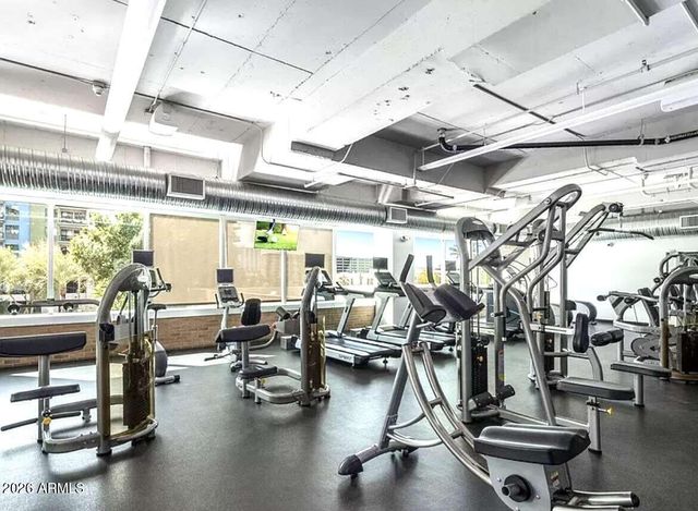 1 E LEXINGTON Avenue 1004, Phoenix, AZ 85012