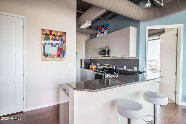 1 E LEXINGTON Avenue 1004, Phoenix, AZ 85012