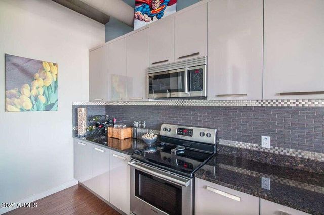 1 E LEXINGTON Avenue 1004, Phoenix, AZ 85012